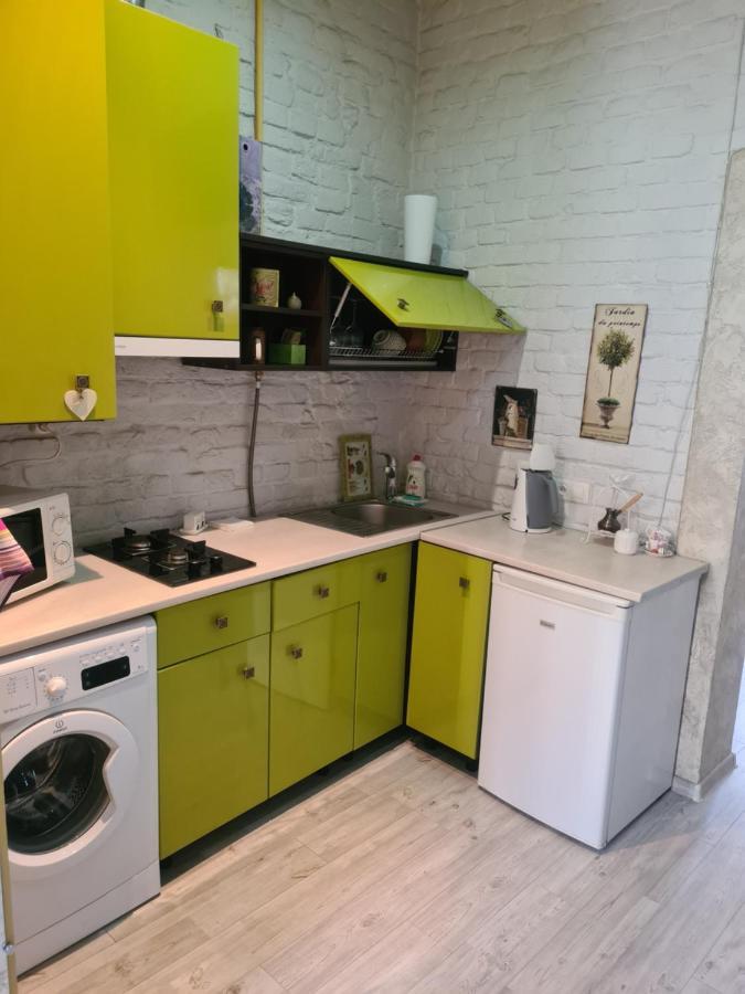 Cozy Compact Flat In The City Center Lviv Kültér fotó